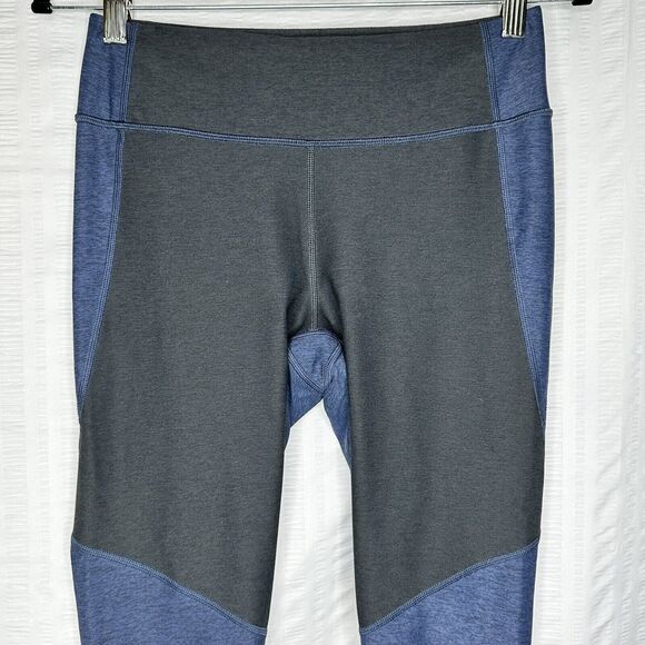 Outdoor Voices Leggings Womens Medium Blue Black Two Tone Crop Workout Gym - Picture 3 of 12